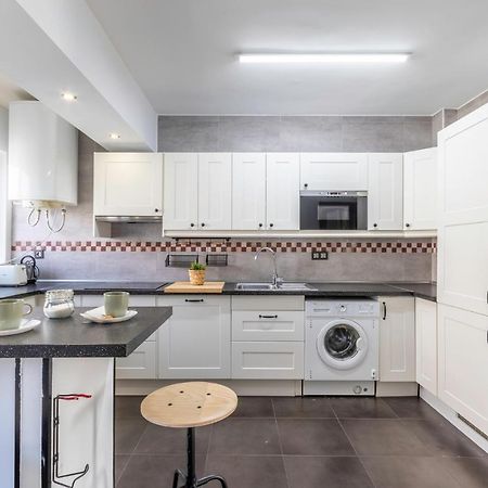 Apartamento Amplio, Muy Luminoso Y En El Centro De Sopelana Exterior foto