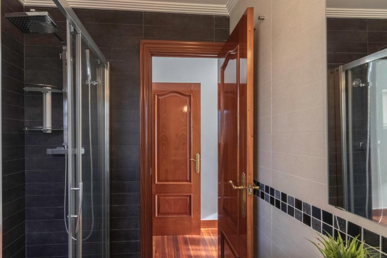 Apartamento Amplio, Muy Luminoso Y En El Centro De Sopelana Exterior foto
