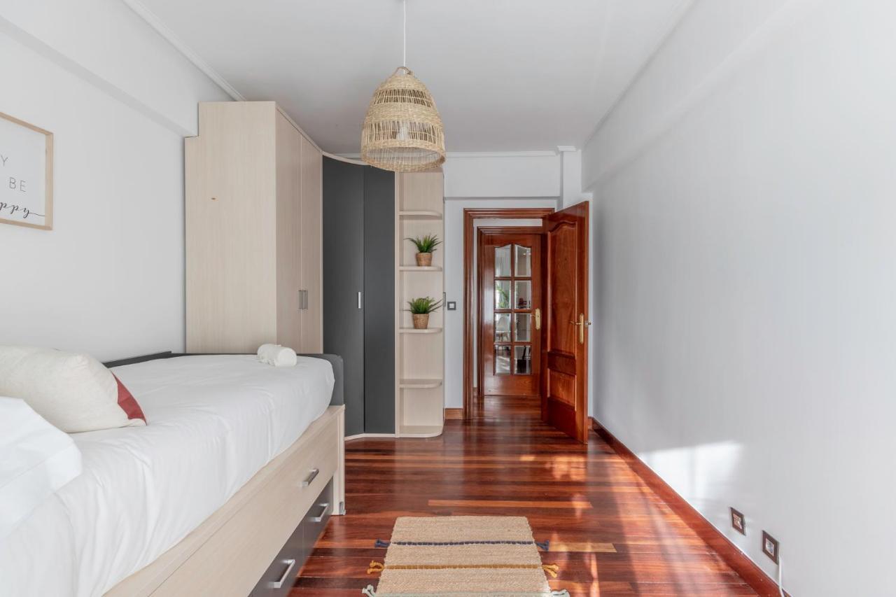 Apartamento Amplio, Muy Luminoso Y En El Centro De Sopelana Exterior foto