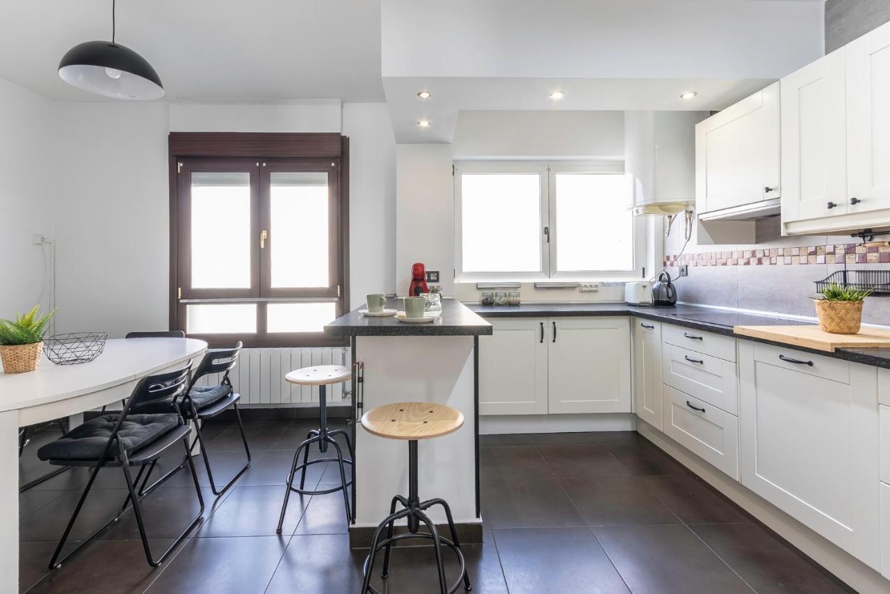Apartamento Amplio, Muy Luminoso Y En El Centro De Sopelana Exterior foto