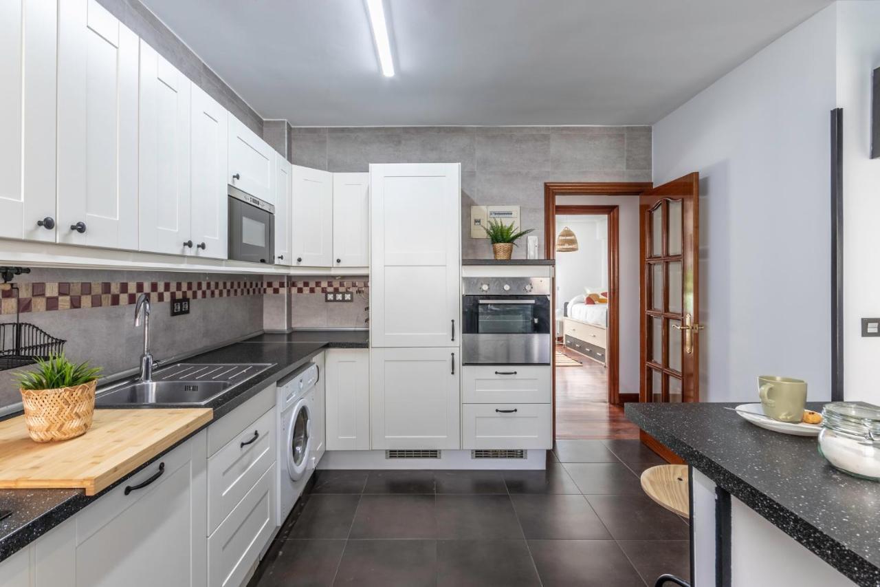 Apartamento Amplio, Muy Luminoso Y En El Centro De Sopelana Exterior foto